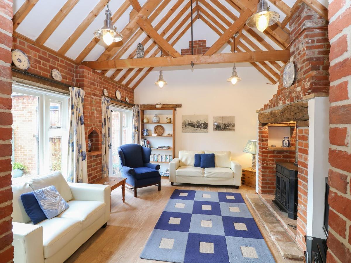 Stable Holiday home Bradenham (Norfolk)